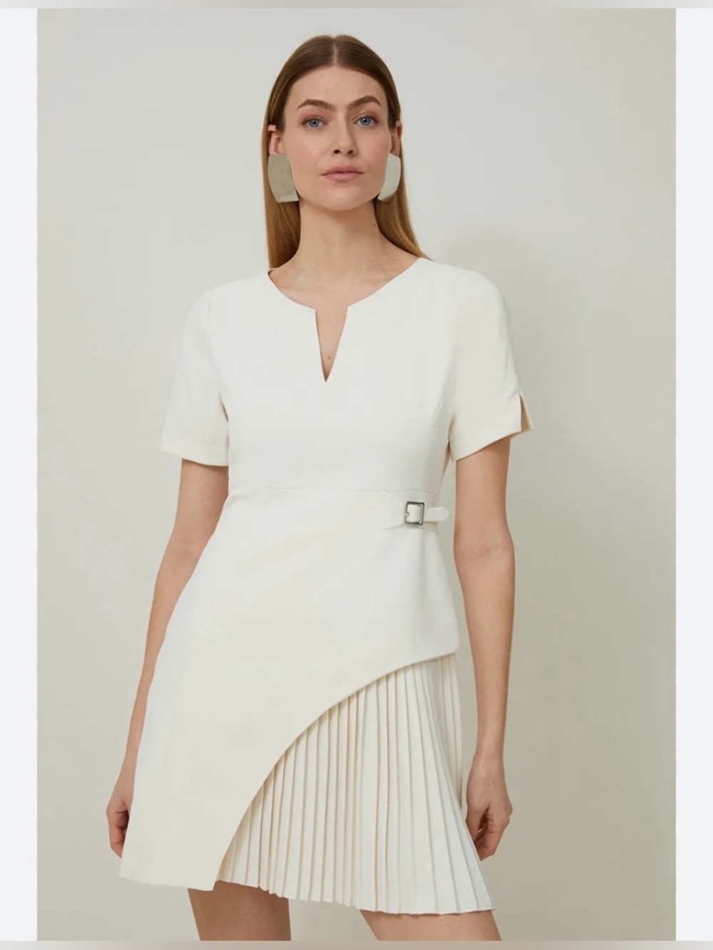 KAREN MILLEN Tailored Military Pleat
Short Sleeve Dress cream size 10